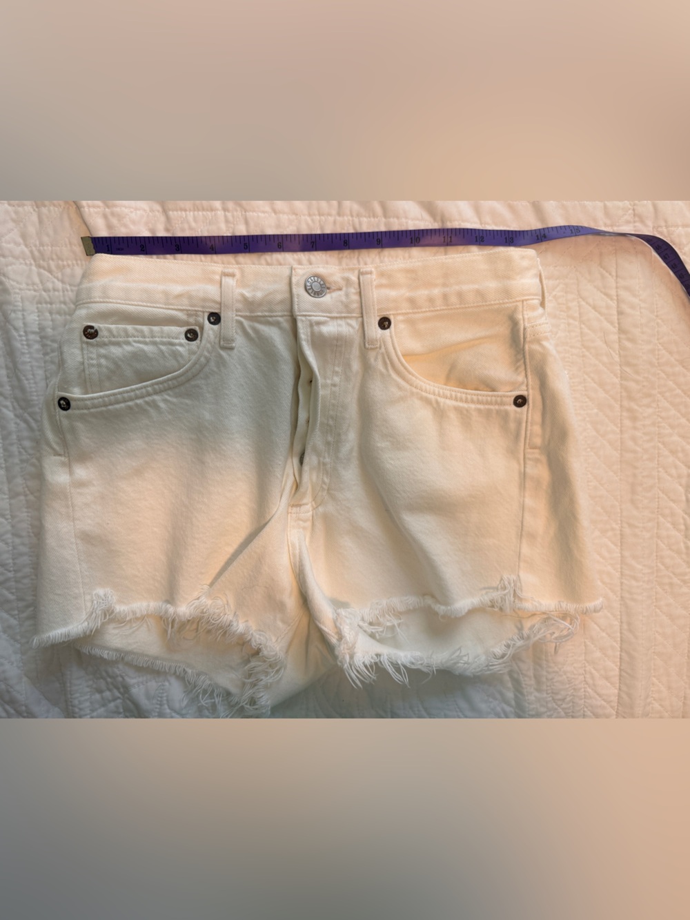 Agolde Women's High-Rise Frayed Hem Off White Denim Shorts Sz 24